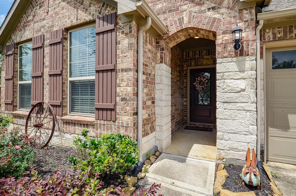 30201 Golden Sky Court, Brookshire, Texas image 2