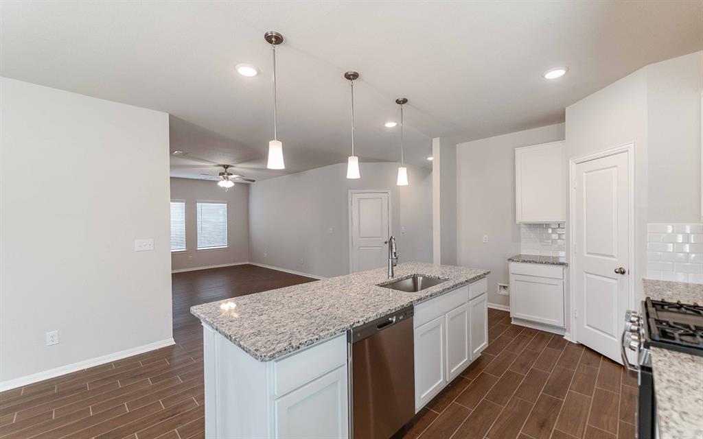 14418 High Hill Drive, Conroe, Texas image 4