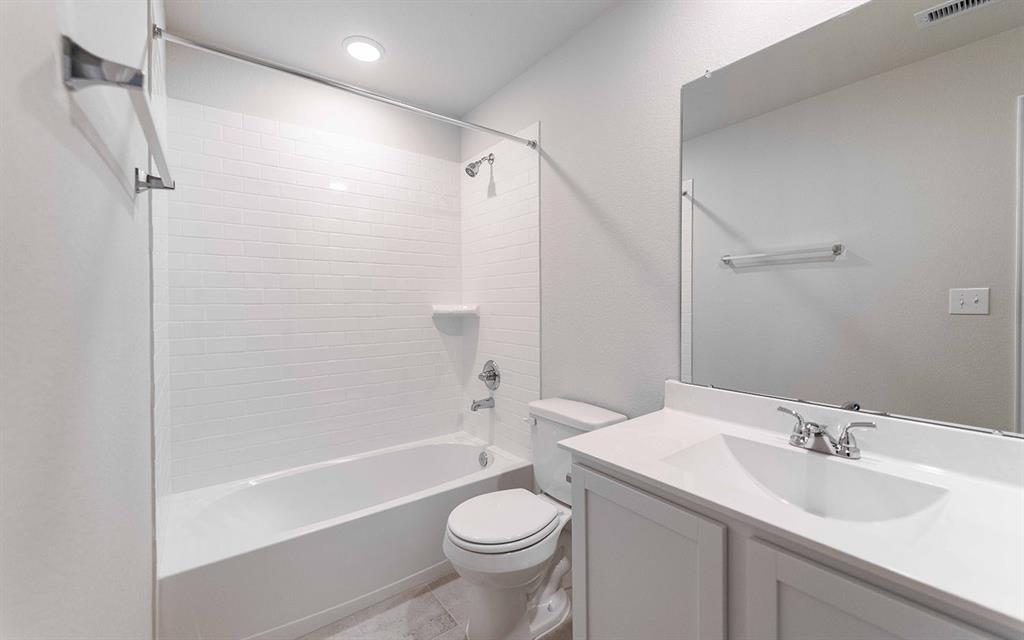 14418 High Hill Drive, Conroe, Texas image 12