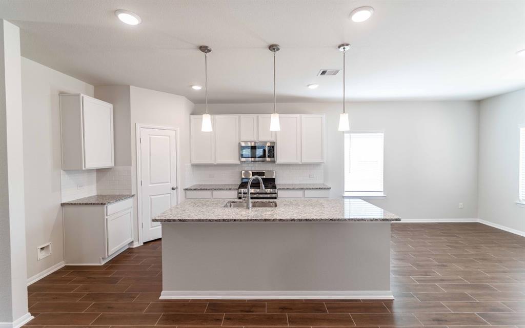 14418 High Hill Drive, Conroe, Texas image 3