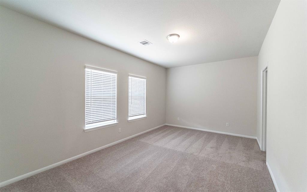 14418 High Hill Drive, Conroe, Texas image 9