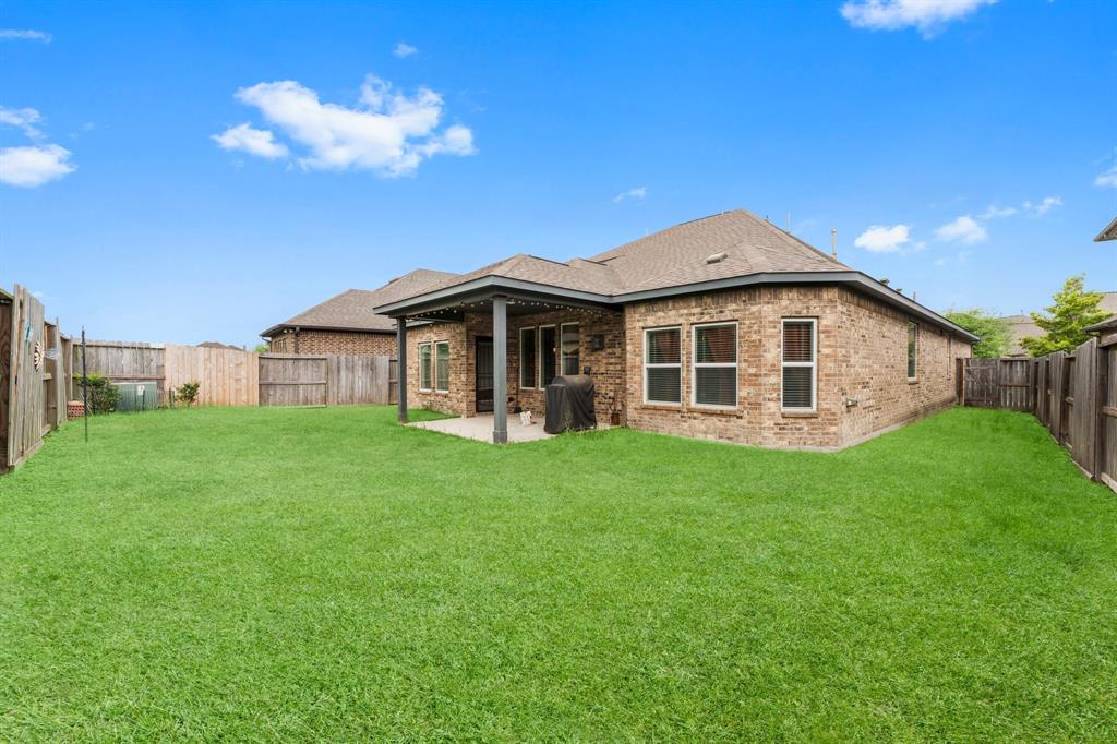 11134 Honeysuckle Haven Drive, Cypress, Texas image 28