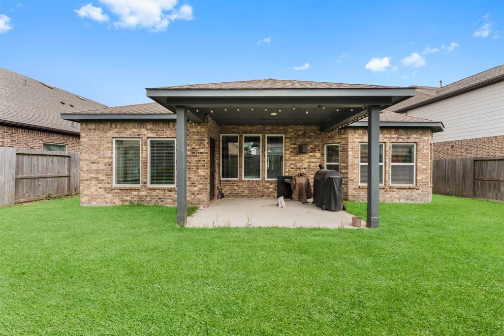 11134 Honeysuckle Haven Drive, Cypress, Texas image 27
