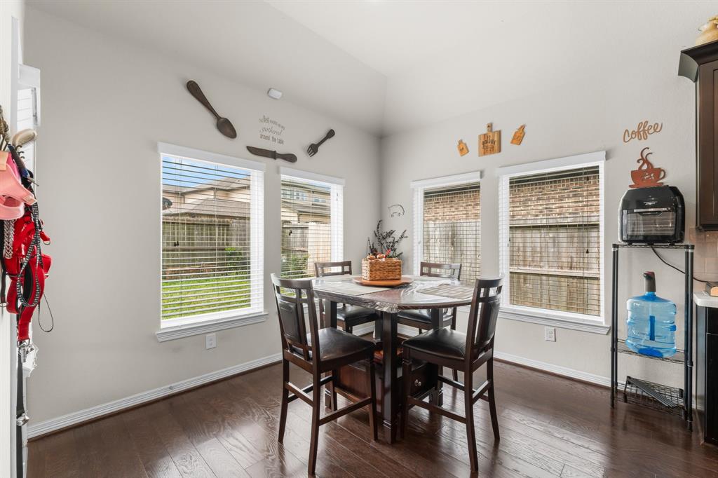 11134 Honeysuckle Haven Drive, Cypress, Texas image 6