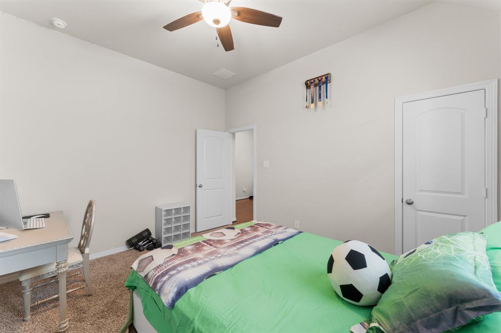 11134 Honeysuckle Haven Drive, Cypress, Texas image 20