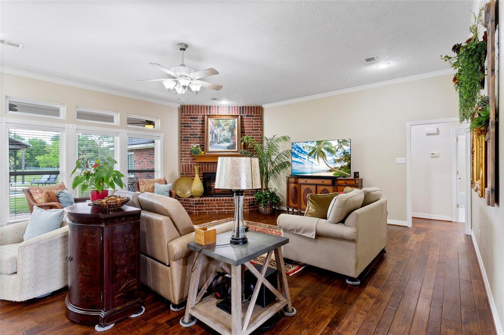 25 Windsong Lane #B, Friendswood, Texas image 13