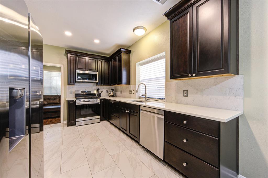 5422 Santa Chase Lane, Sugar Land, Texas image 6