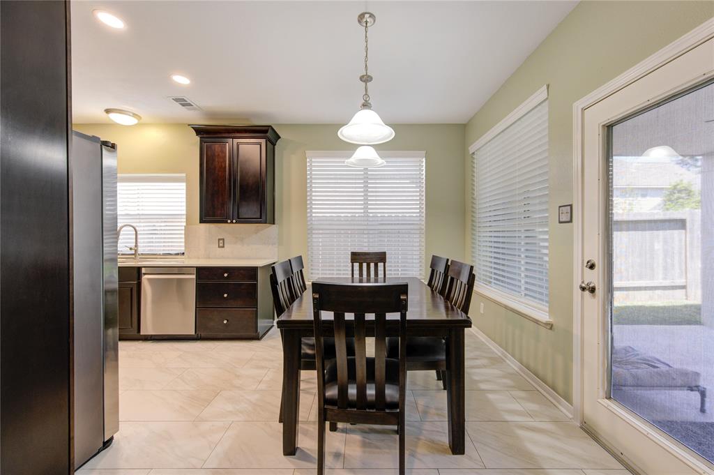 5422 Santa Chase Lane, Sugar Land, Texas image 8