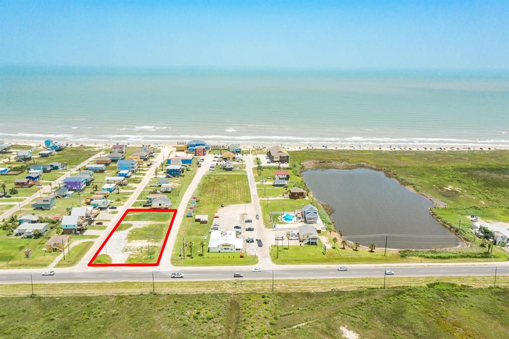 323 Ocean Avenue, Surfside Beach, Texas image 4