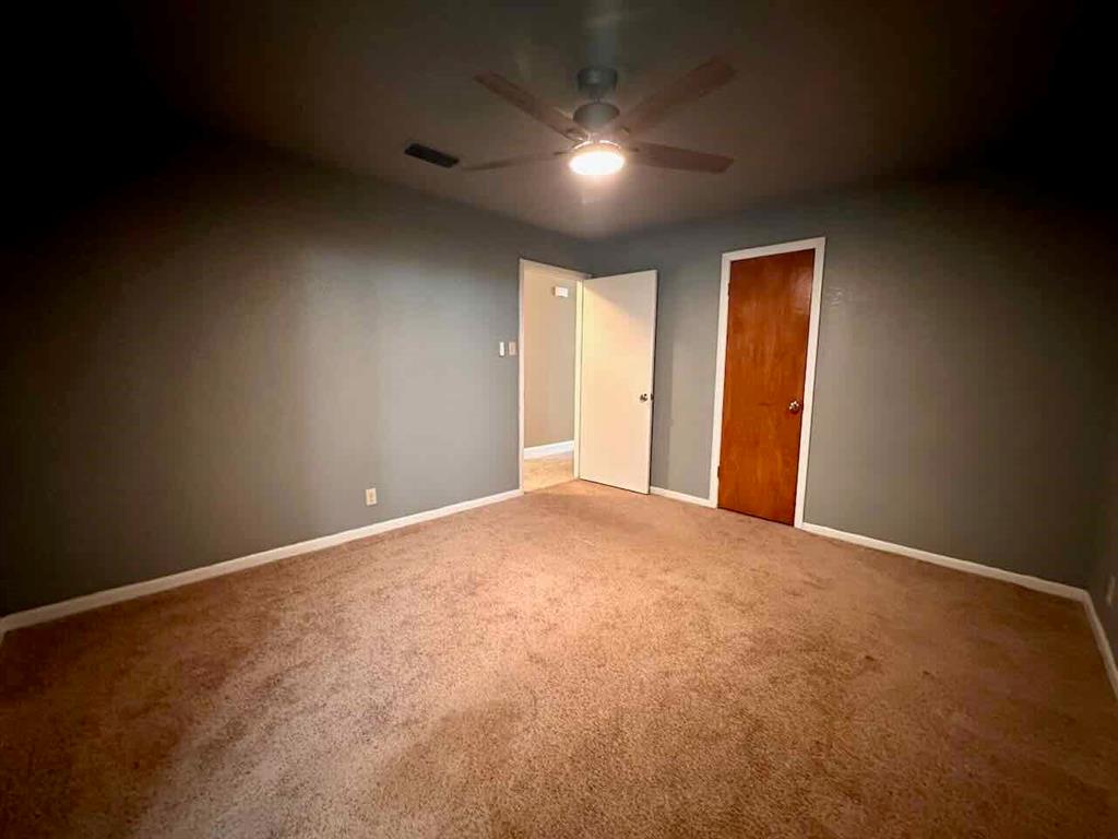 207 Lucky Drive, Silsbee, Texas image 14