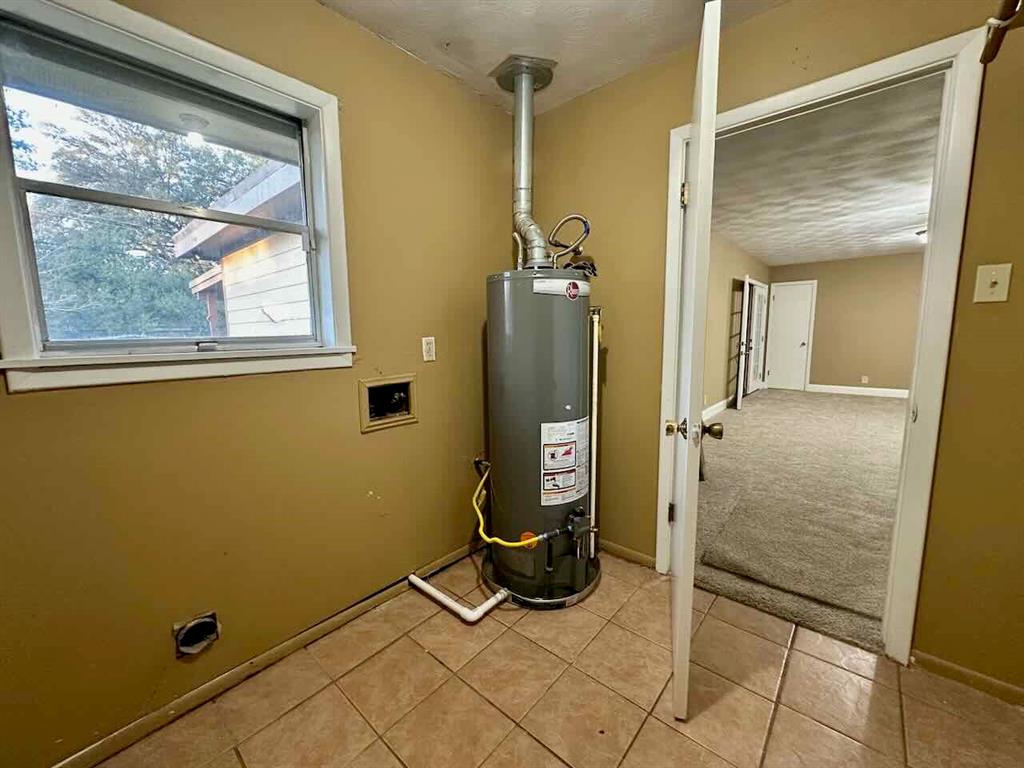 207 Lucky Drive, Silsbee, Texas image 33