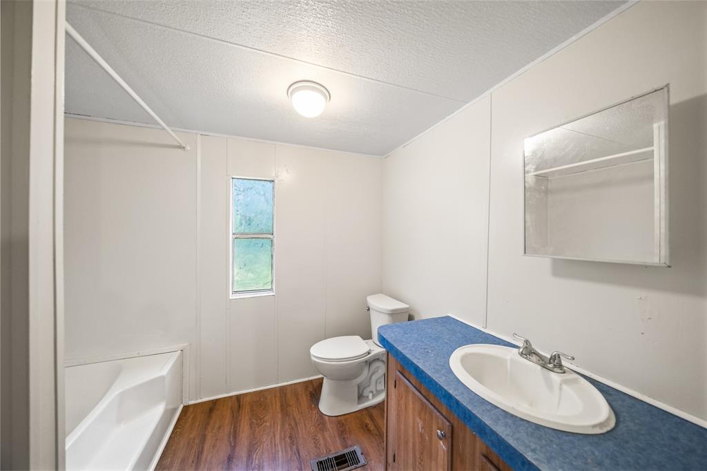 7200 Fm 2025 Road, Cleveland, Texas image 14