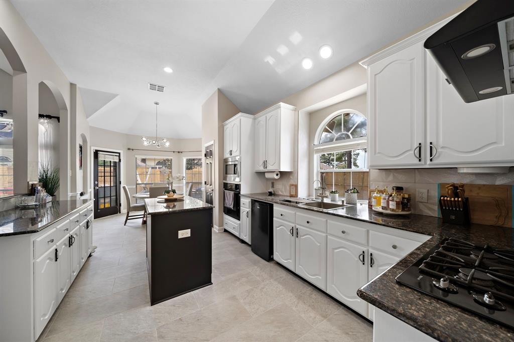 11206 Silver Rush Drive