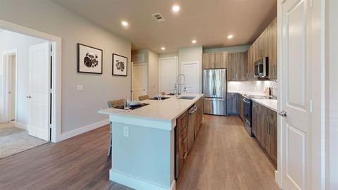 MLS: 22784511