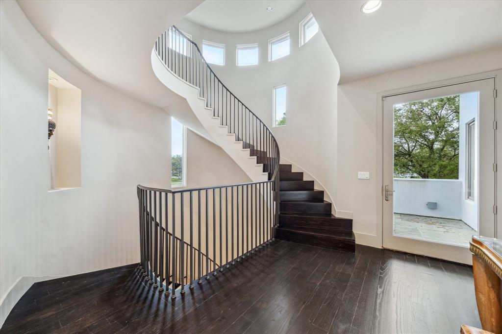 2949 Chevy Chase Drive, Houston, Texas image 19