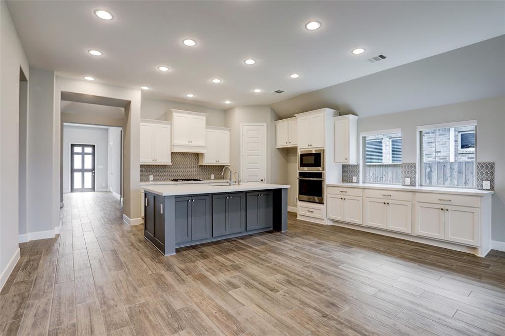 2818 Tanager Trace, Katy, Texas image 4