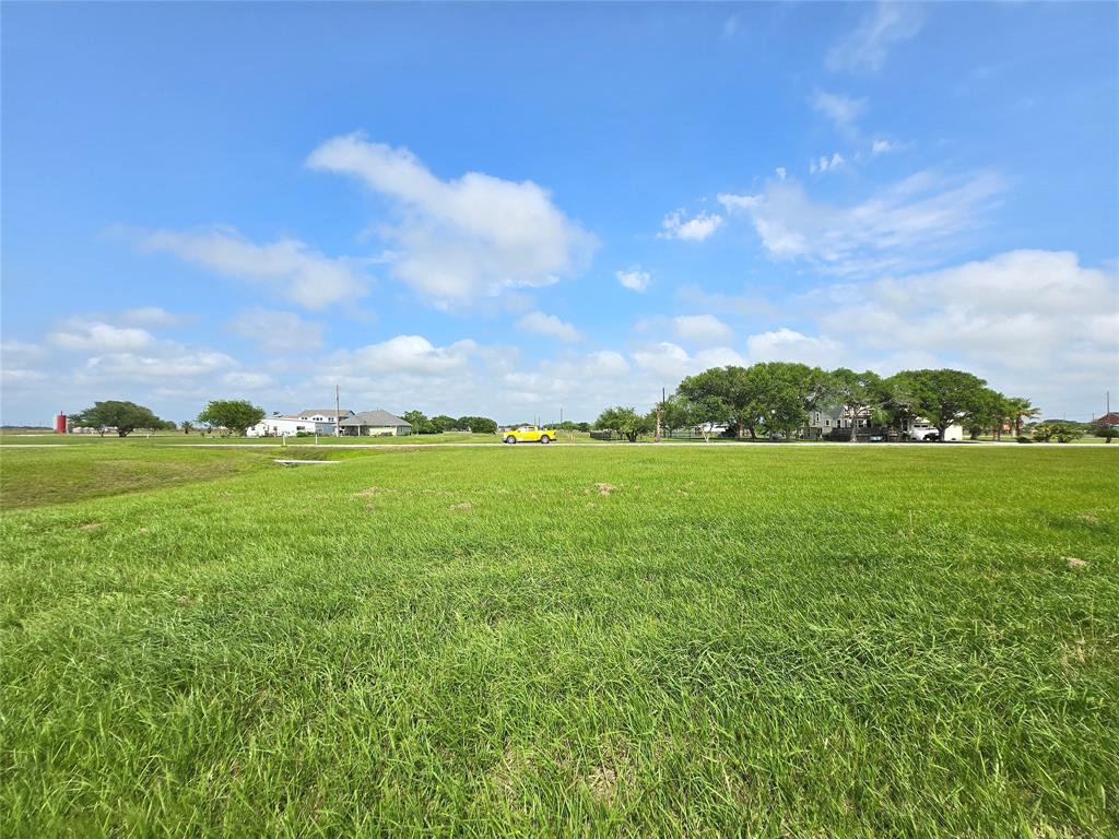 88 Calumet Drive, Palacios, Texas image 9