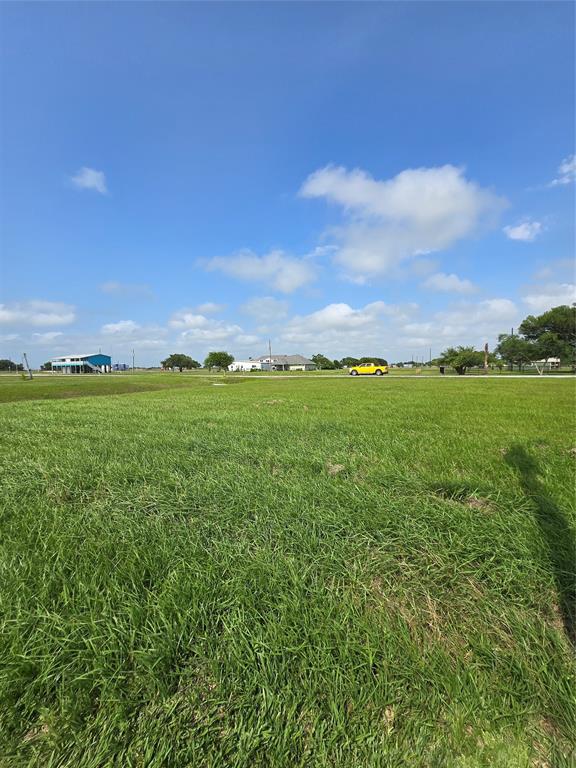 88 Calumet Drive, Palacios, Texas image 8