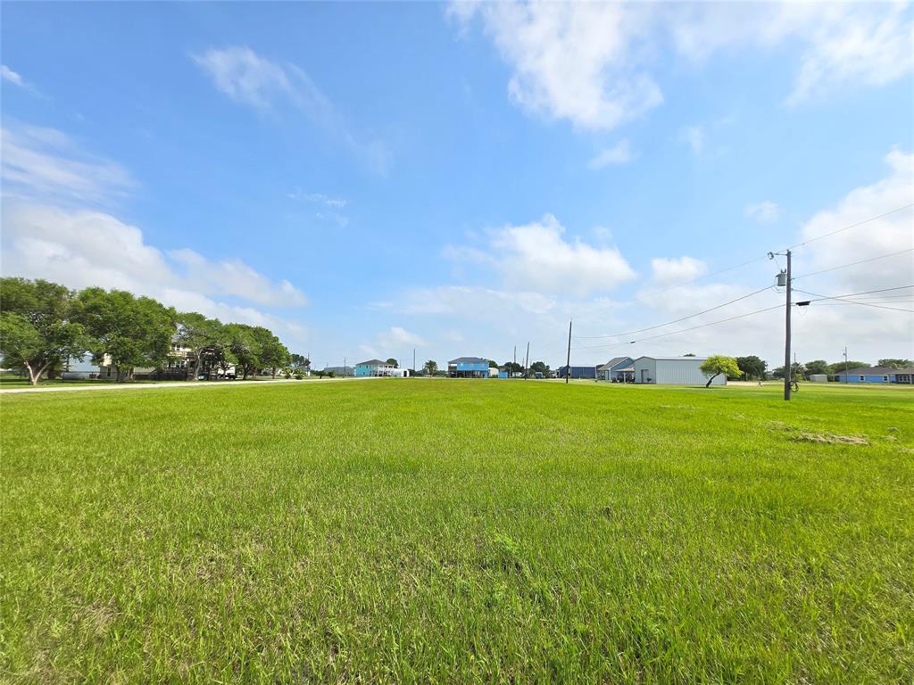 88 Calumet Drive, Palacios, Texas image 13