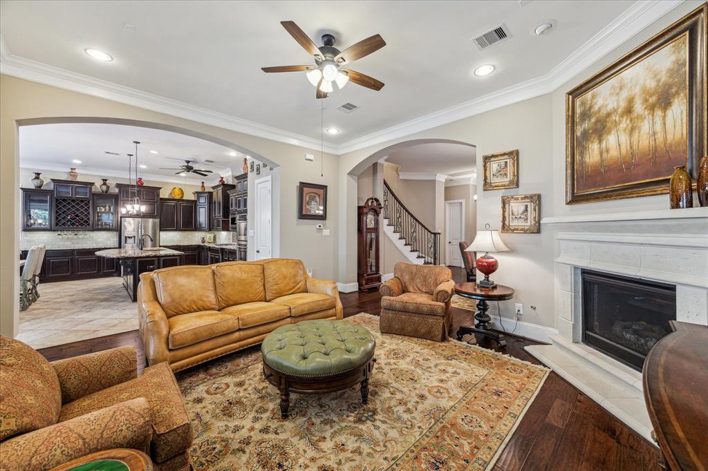 8412 Moritz Walk, Houston, Texas image 8