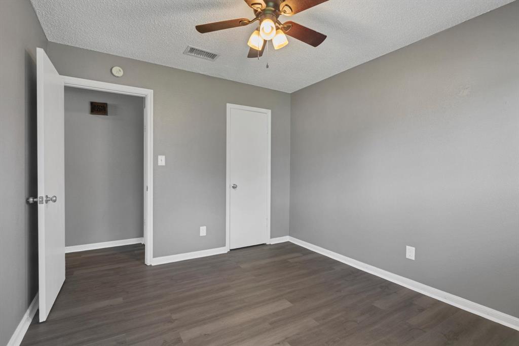119 Cottonwood Street, Lake Jackson, Texas image 33