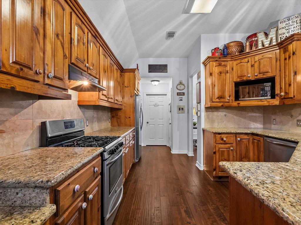 1309 Coryell Street, League City, Texas image 13