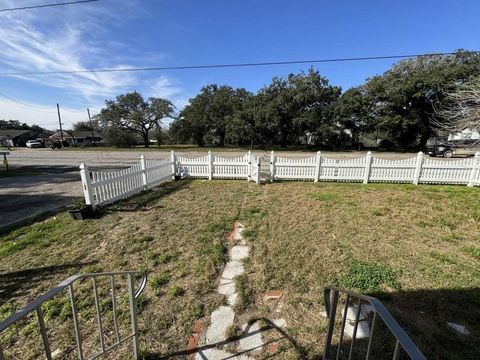 A home in Goliad