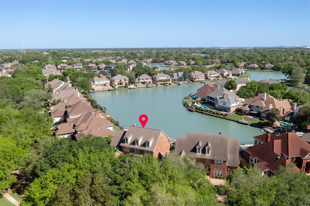 207 Kingfisher Drive, Sugar Land, Texas image 42