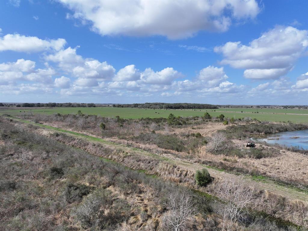 7124 Hwy 124, Stowell, Texas image 3