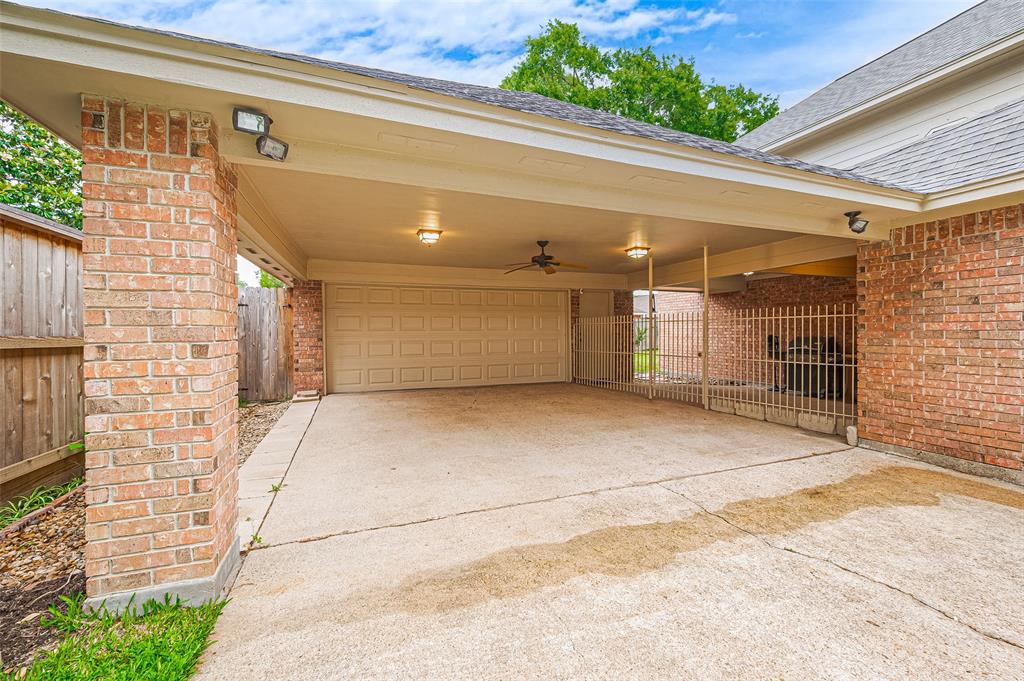 16218 Capri Drive, Jersey Village, Texas image 41