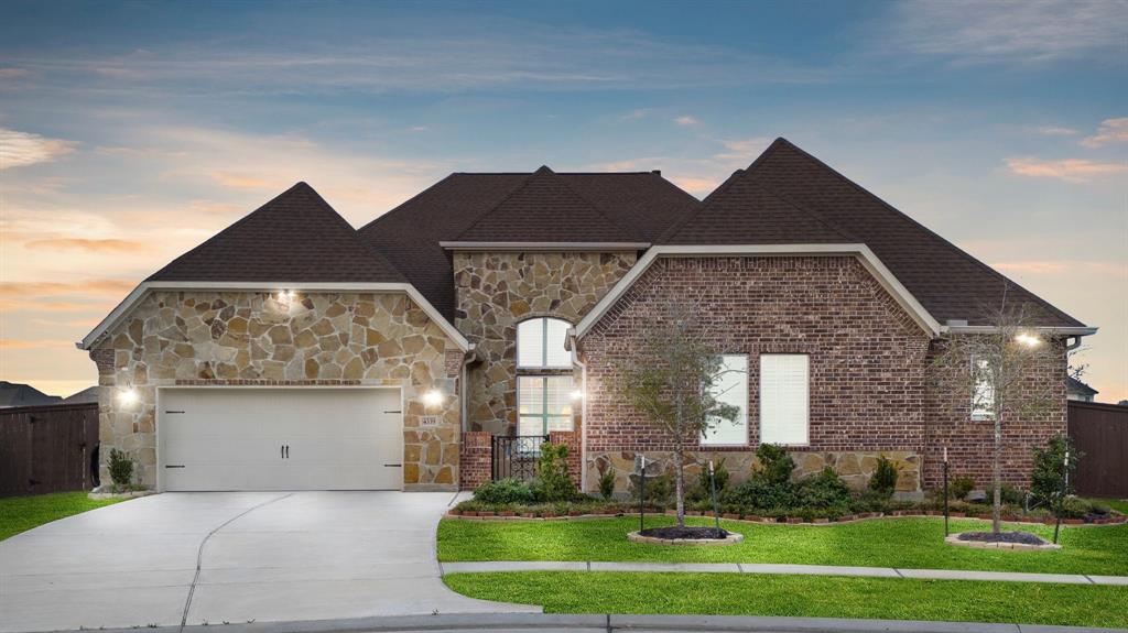 4339 Martin Ridge Drive, Manvel, Texas image 1