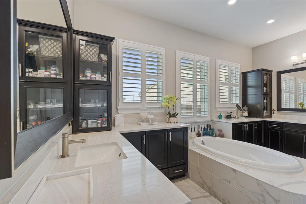 4339 Martin Ridge Drive, Manvel, Texas image 15