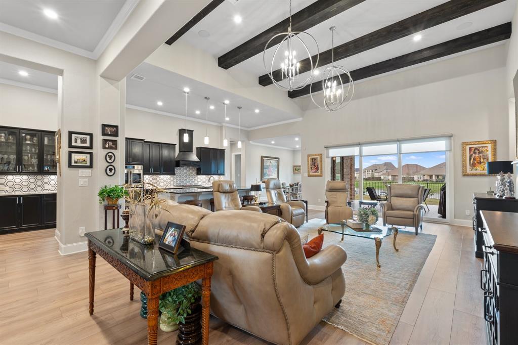4339 Martin Ridge Drive, Manvel, Texas image 7