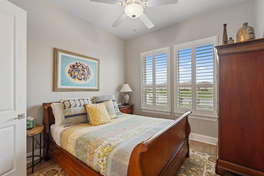 4339 Martin Ridge Drive, Manvel, Texas image 17