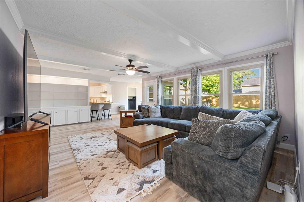 7906 Beaufort Drive, Spring, Texas image 6