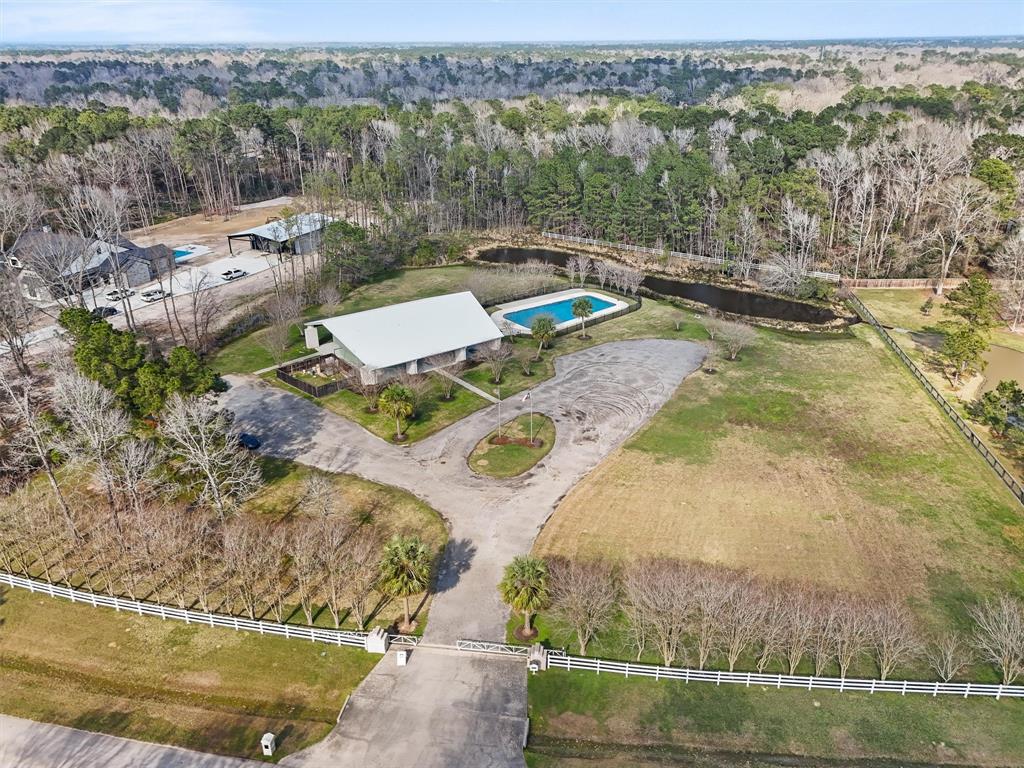 29810 Commons Superior Drive, Huffman, Texas image 9