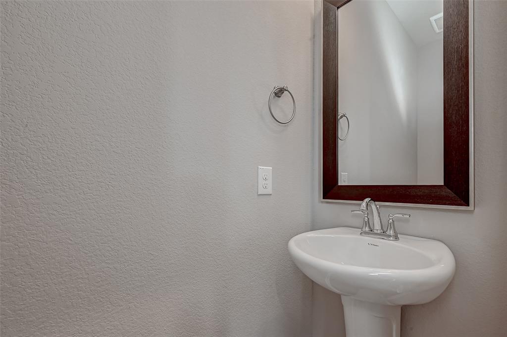 114 Handley Drive, Montgomery, Texas image 26
