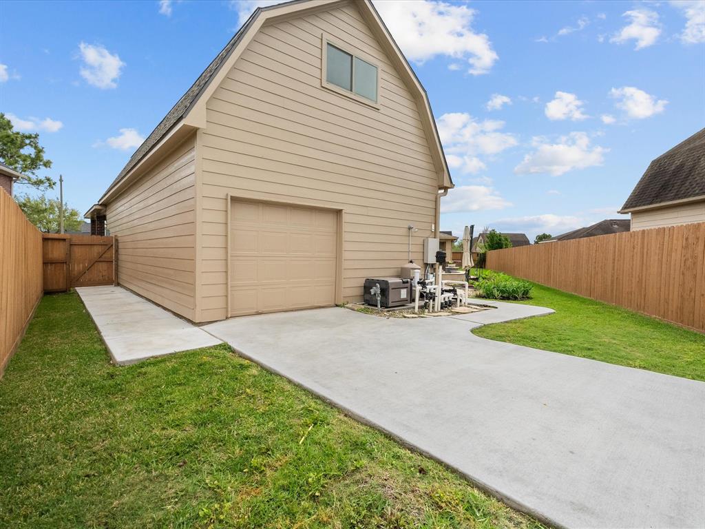 1711 Yucca Court, League City, Texas image 36