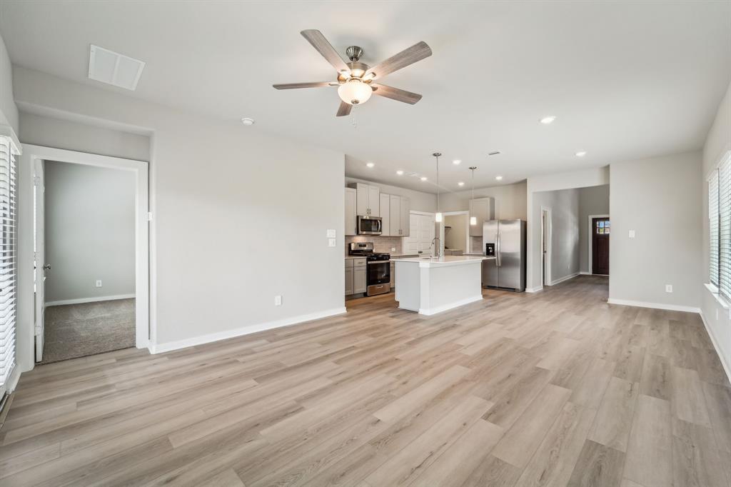1667 Shae Oak Lane