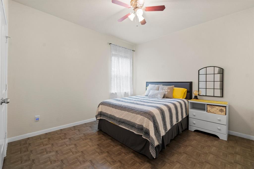 111 S Fulton Street, Texas City, Texas image 16