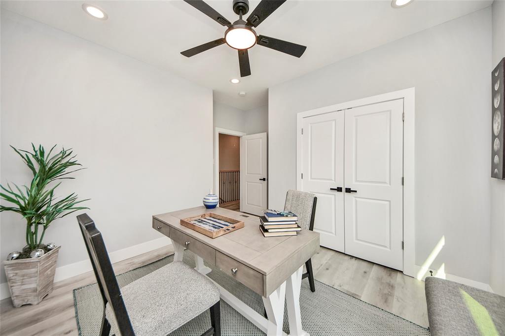 3033 Dennis Street, Houston, Texas image 32