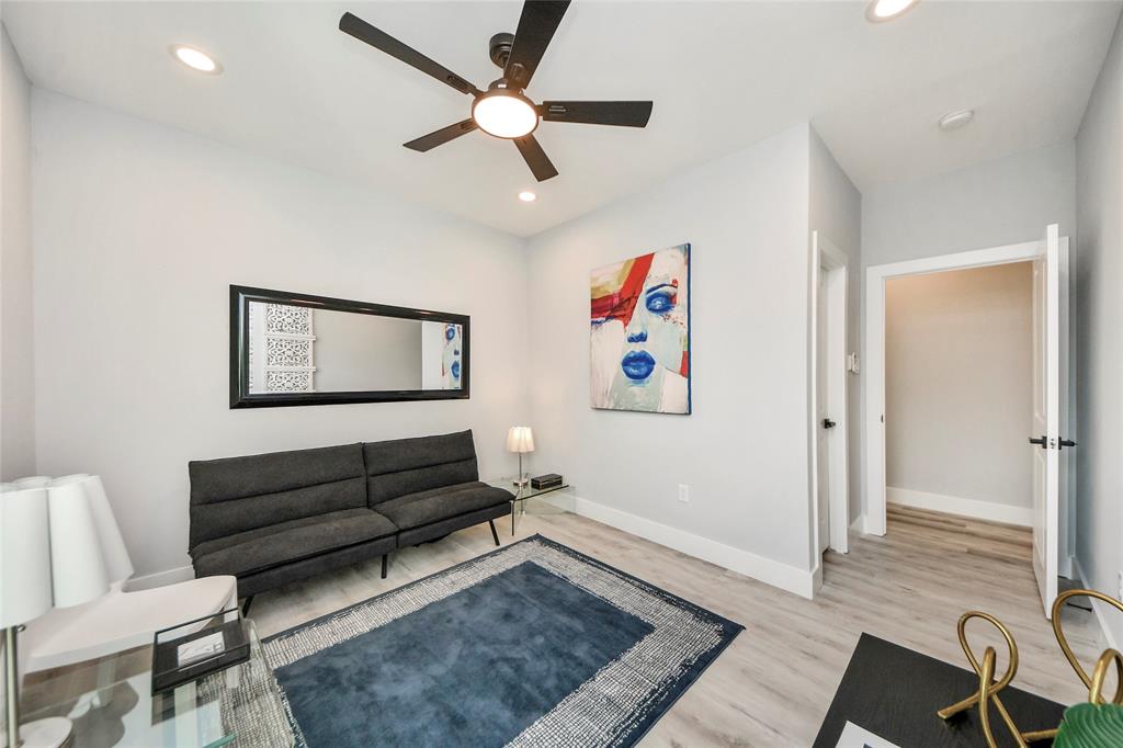 3033 Dennis Street, Houston, Texas image 33