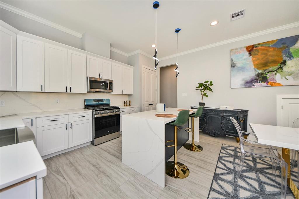 3033 Dennis Street, Houston, Texas image 16