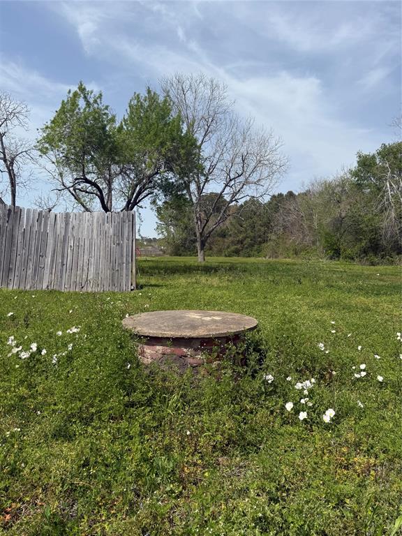 3015 Massey Tompkins Road, Baytown, Texas image 5