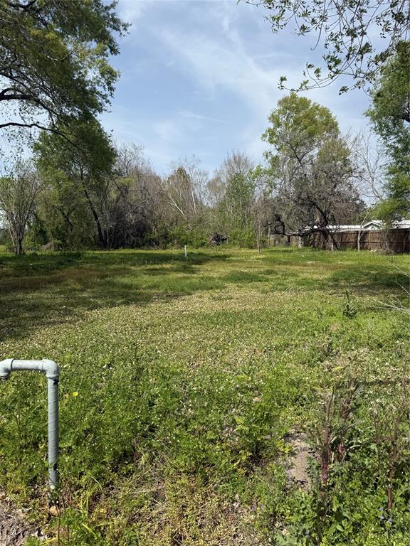 3015 Massey Tompkins Road, Baytown, Texas image 2