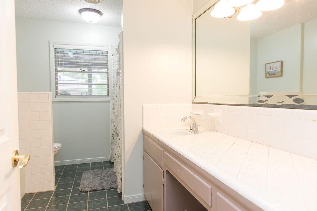 3917 Wickersham Street, Bay City, Texas image 17