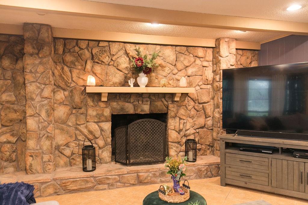 3917 Wickersham Street, Bay City, Texas image 6