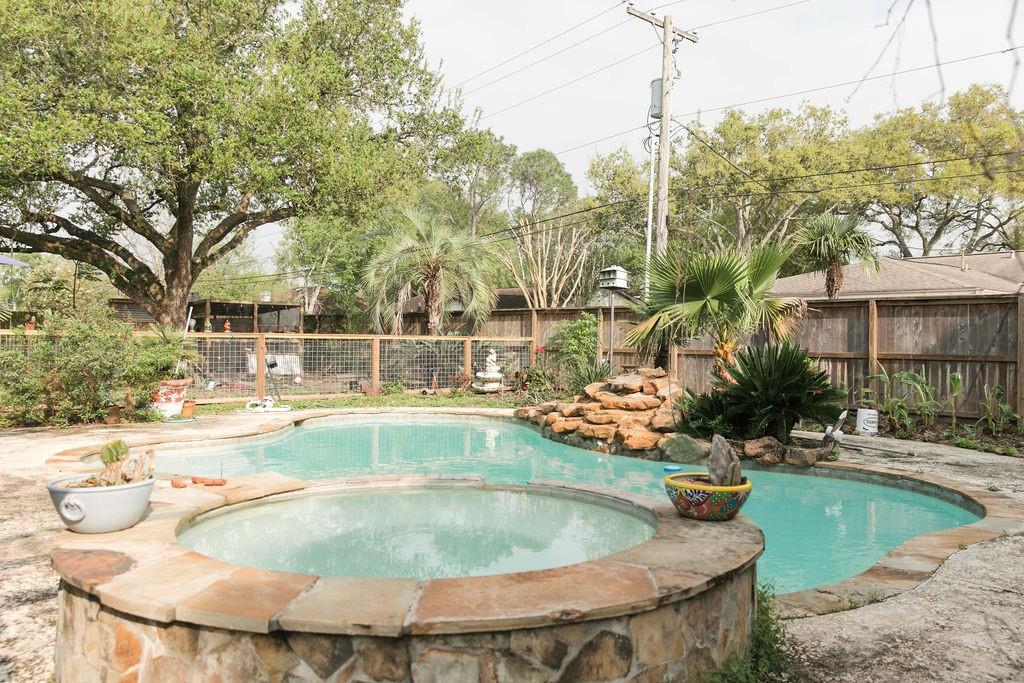 3917 Wickersham Street, Bay City, Texas image 29