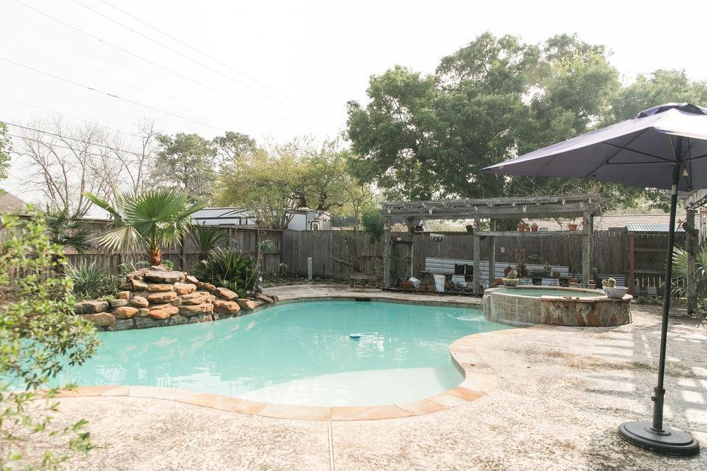 3917 Wickersham Street, Bay City, Texas image 27