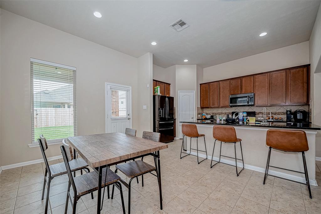 3623 Sumner Lodge Drive, Katy, Texas image 8